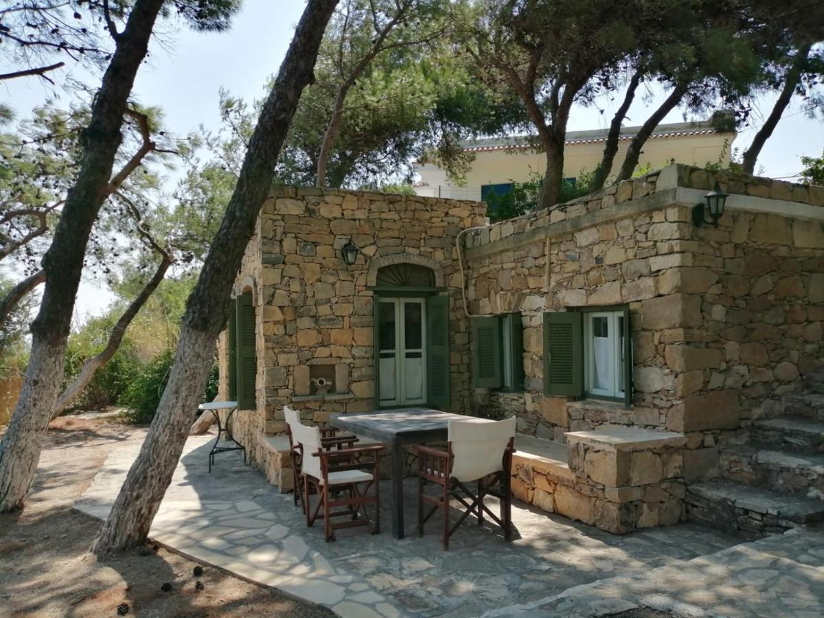 Petrino 2 - Traditional Lerian House Lakkion Bagian luar foto