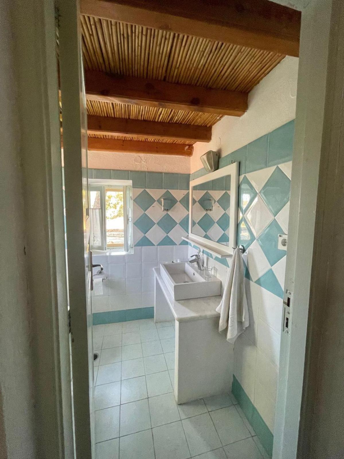 Petrino 2 - Traditional Lerian House Lakkion Bagian luar foto