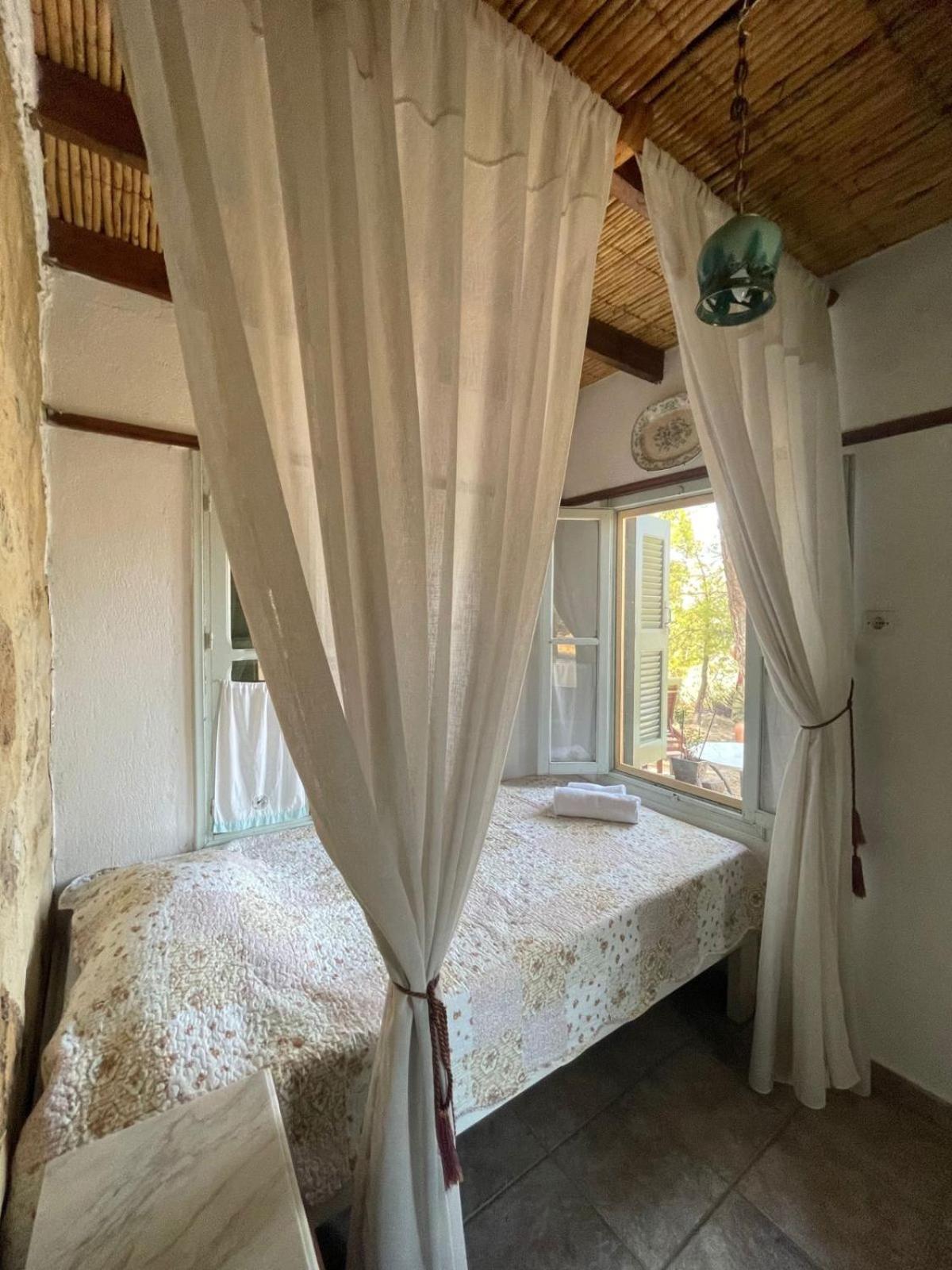 Petrino 2 - Traditional Lerian House Lakkion Bagian luar foto